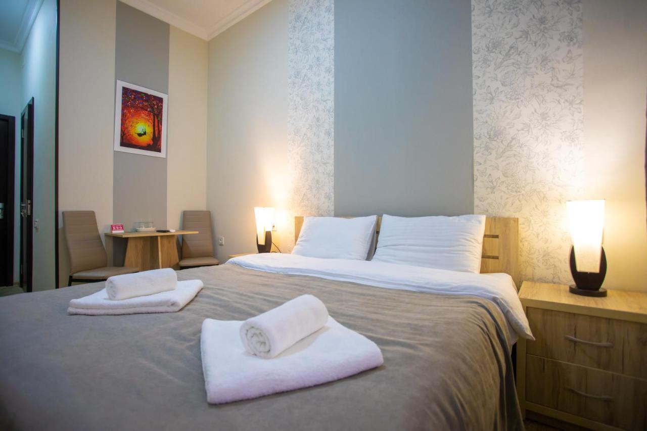 Peradia Hotell Kutaisi Exteriör bild