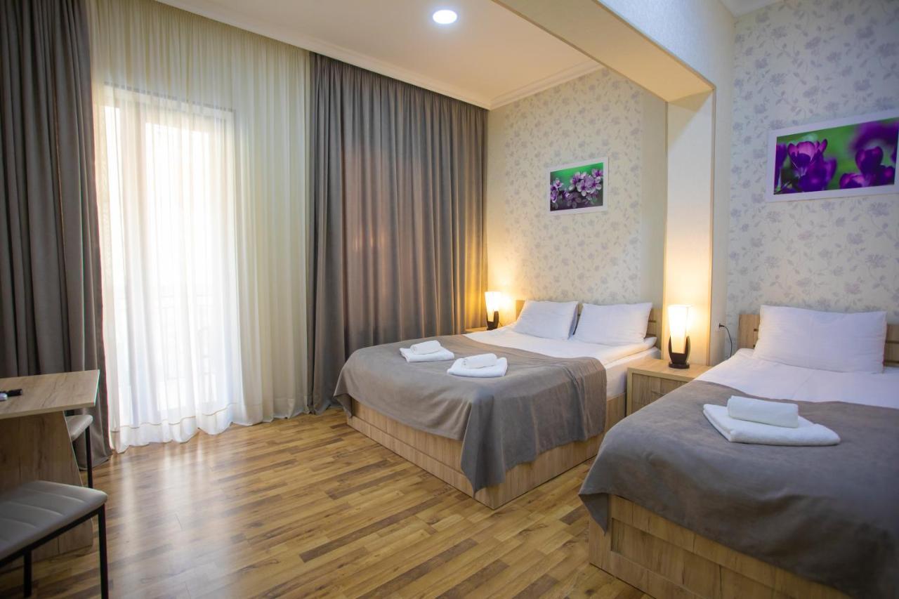 Peradia Hotell Kutaisi Exteriör bild